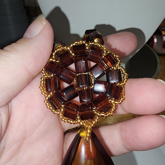 Amber Colored Glass Pendant Necklace - Picture 5 of 8